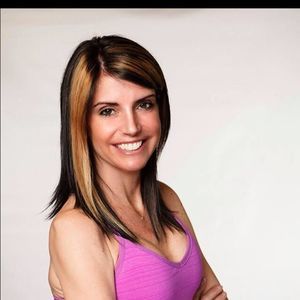 Meet your Posher, Denise